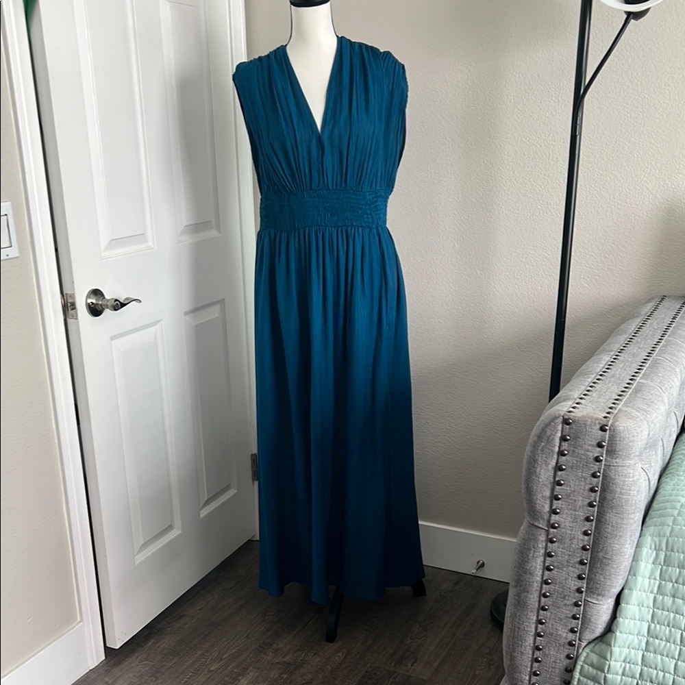Blue Pleated Sleeveless V-Neck Maxi Gown for Weddings